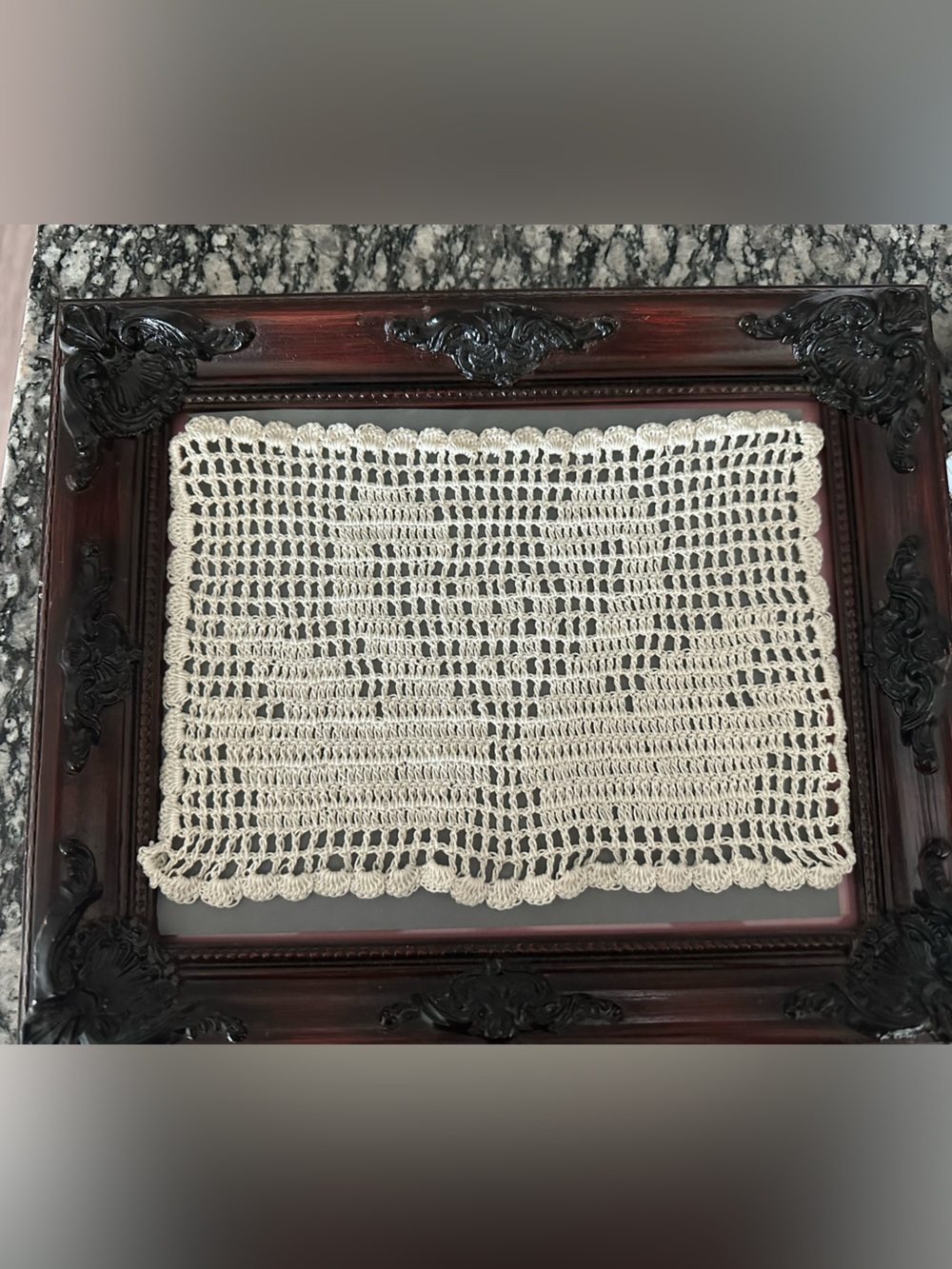 Swan fillet crochet